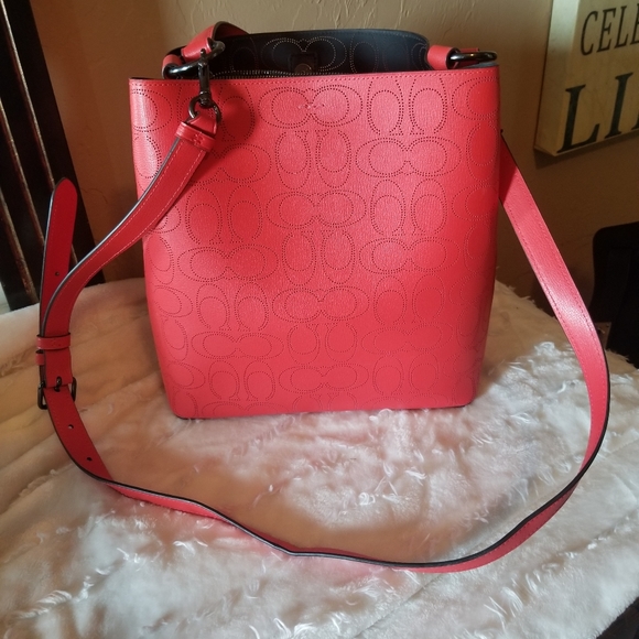 Coach purse - Picture 10 of 13